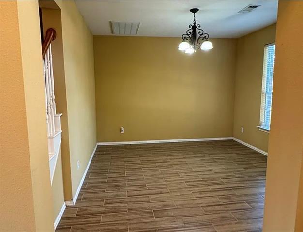 Foto del edificio - 5013 Goldenrod Dr