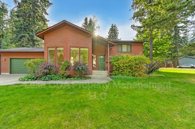 Building Photo - 12616 N Emerald Dr