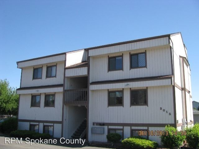 Primary Photo - 3015 S Clinton Rd