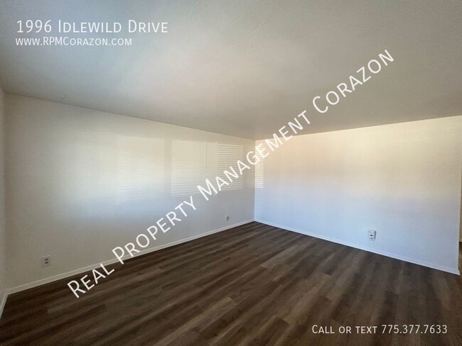 Building Photo - 2 Bedroom, 1 Bath, 1 Car Garage Apartment ...