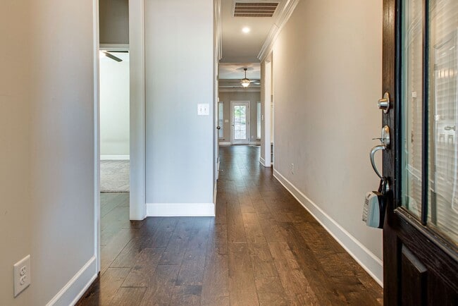 Building Photo - **RARE, WELL-APPOINTED, ONE-LEVEL HOME WIT...