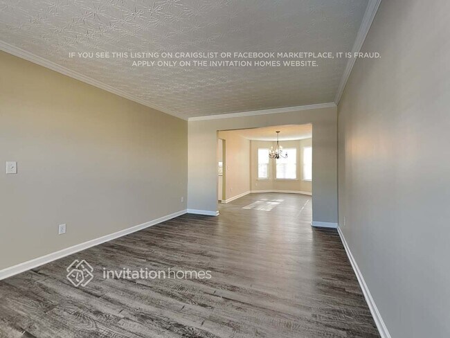 Foto del edificio - 835 Roxfield Ct NE