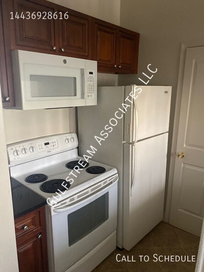 Foto del edificio - 219-1/2 E North Ave-Apt 2