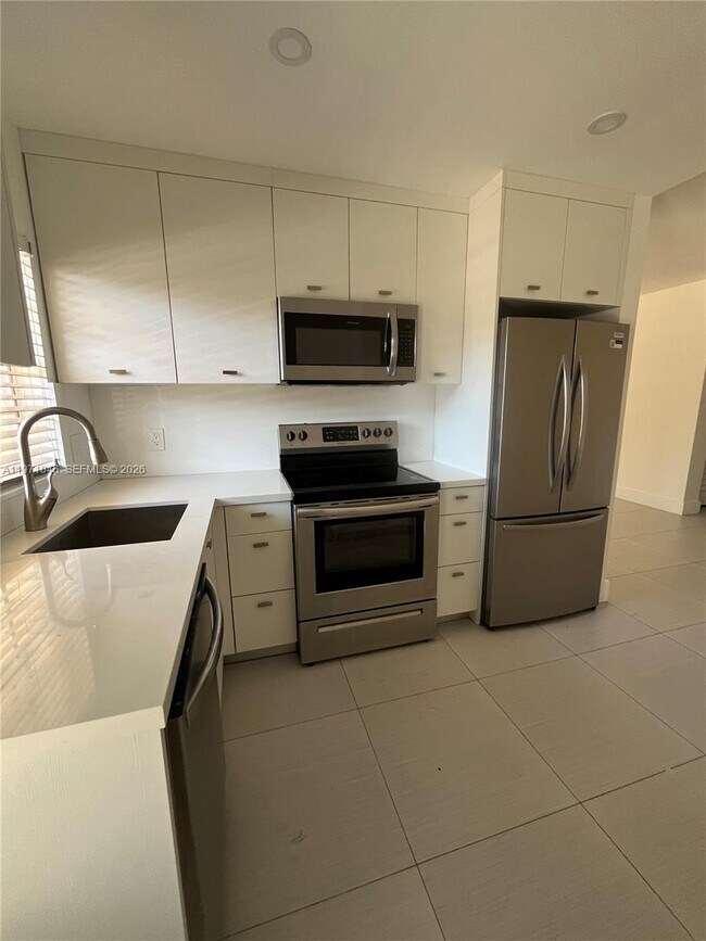 Foto del edificio - 11855 NE 19th Dr