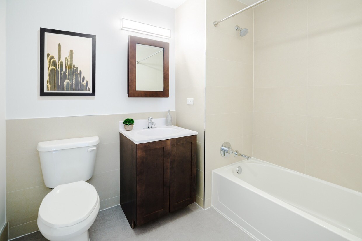 Foto principal - 147-37 94th Ave