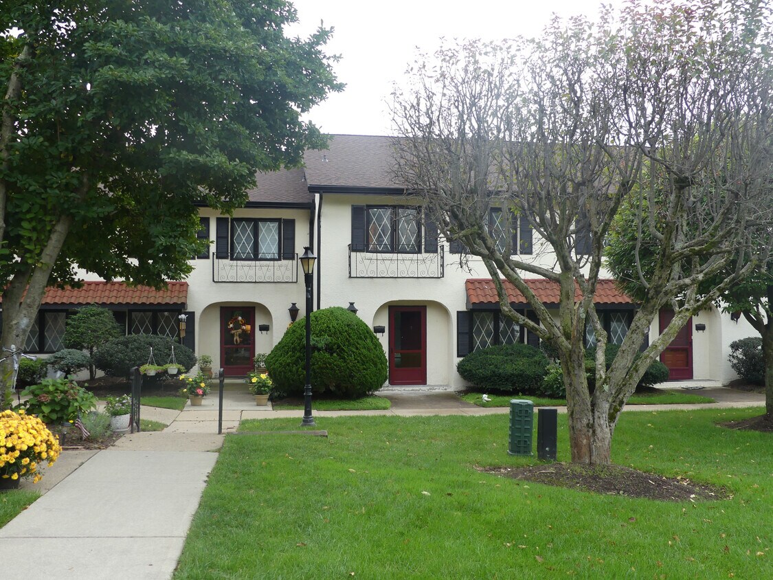 9 Dorado Dr, Morristown, NJ 07960 Townhome Rentals in Morristown NJ