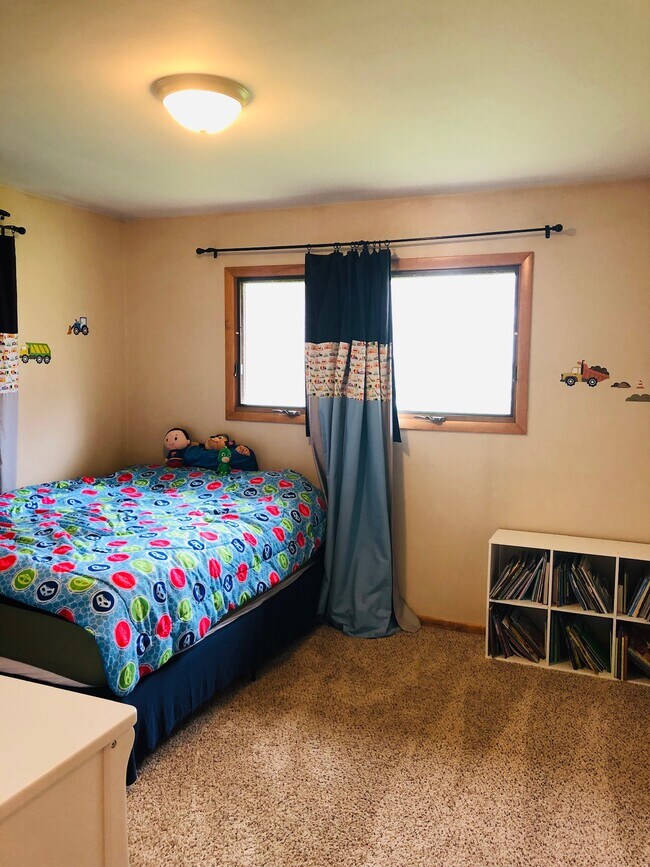 Bed #2 - 247 W Streetsboro St