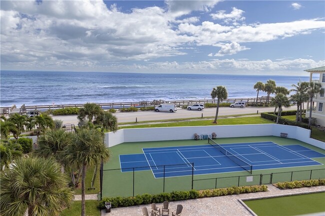 Building Photo - 4141 Ocean Dr