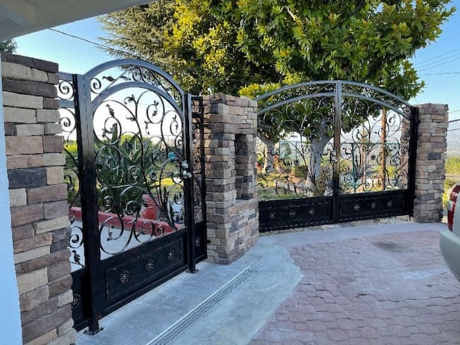 Main Entrance - 22 Cayuse Ln (Rancho Palos Verdes, CA) House