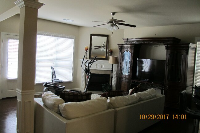 Photo - 2780 Gold Creek Ln House