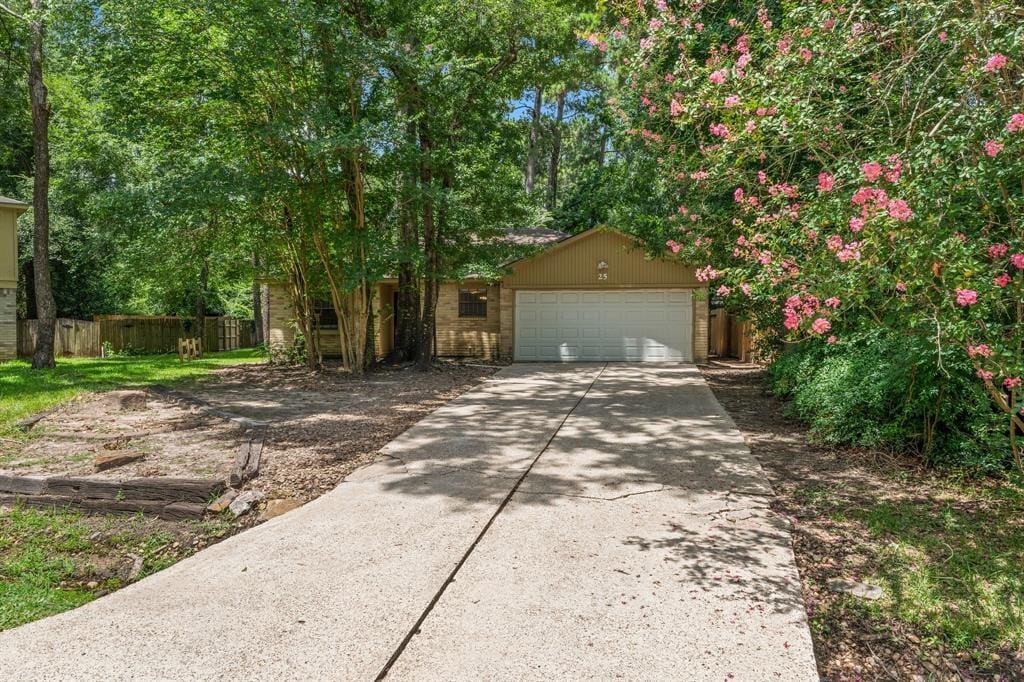 Primary Photo - 25 Capewood Ct