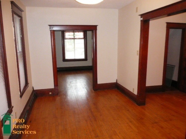 Building Photo - 260 Irving Ave N