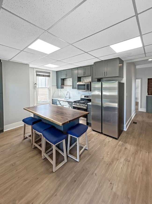 Photo - 1524 4th Ave Apartment