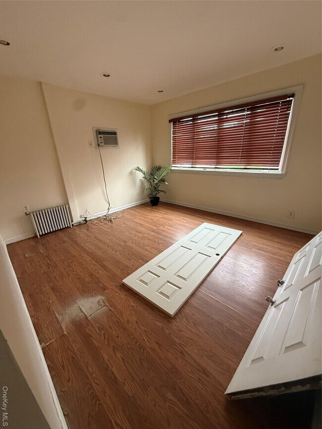 Foto del edificio - 46-20-46190 190th St