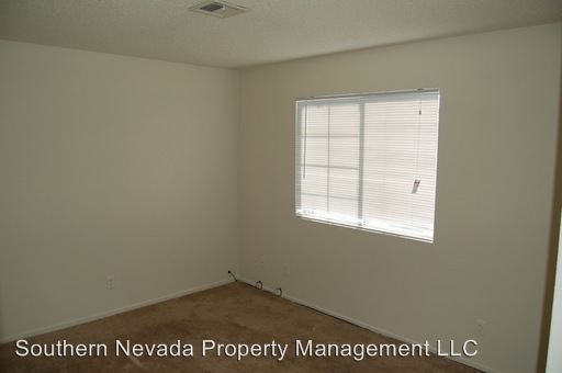 Building Photo - 905 Staffordshire Cir