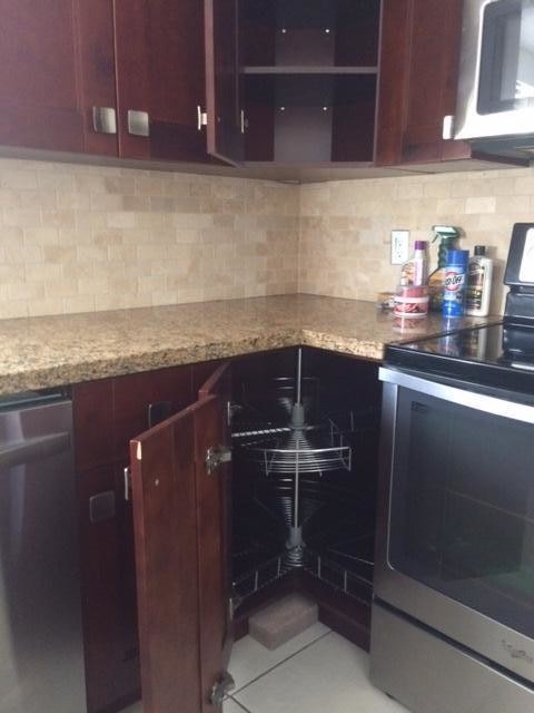 Foto del edificio - 2323 Linton Ridge Cir