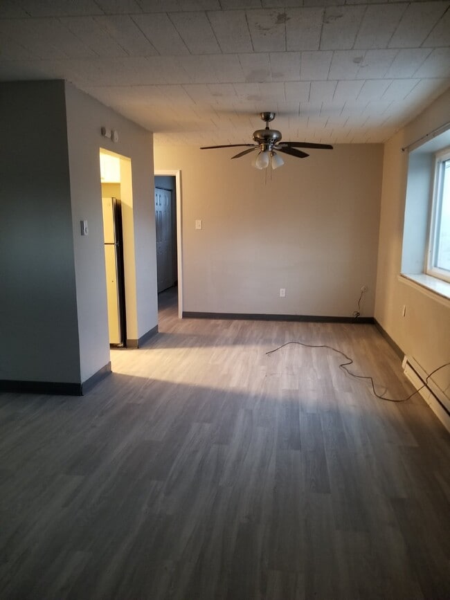 Building Photo - 2 Bedroom Apartment in Brookline Area - Ut...