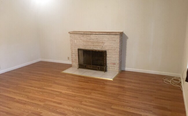 Foto del edificio - 21524 Hasty Dr