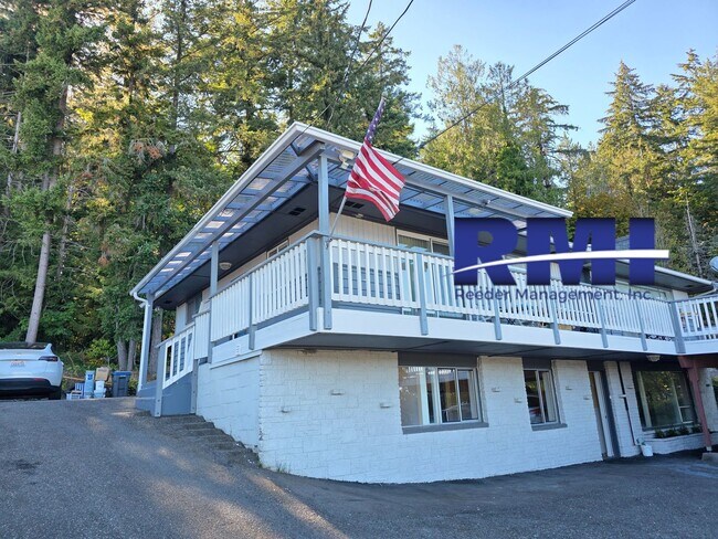 Foto del edificio - 1723 Shorewood Dr