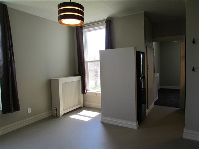 Foto del edificio - 1212 E 2nd St