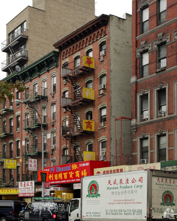 83 Allen St, New York, NY 10002 Apartments in New York, NY