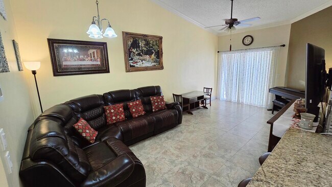 Foto del edificio - 616 NW 47th St