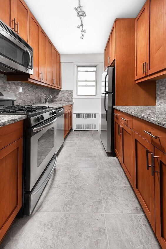Primary Photo - 3000 Ocean Pkwy