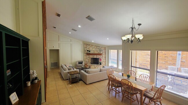 Foto del edificio - 4720 N 6th St