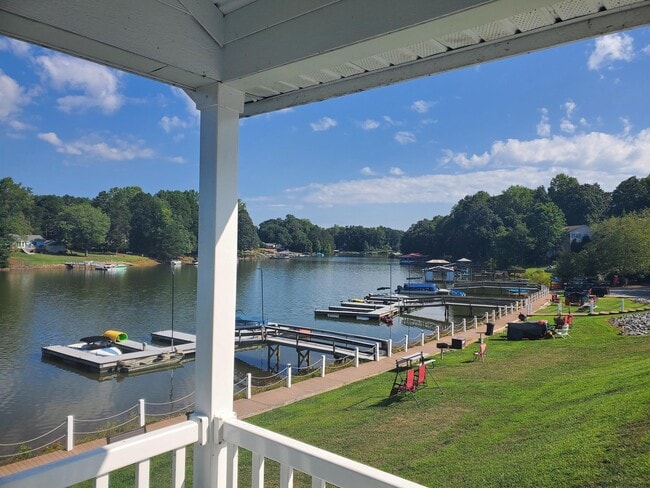 Building Photo - 6738 NC-150