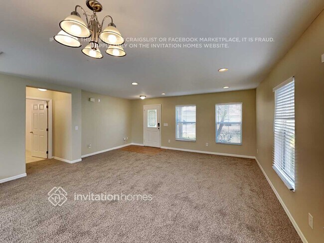 Building Photo - 15262 Galbi Dr