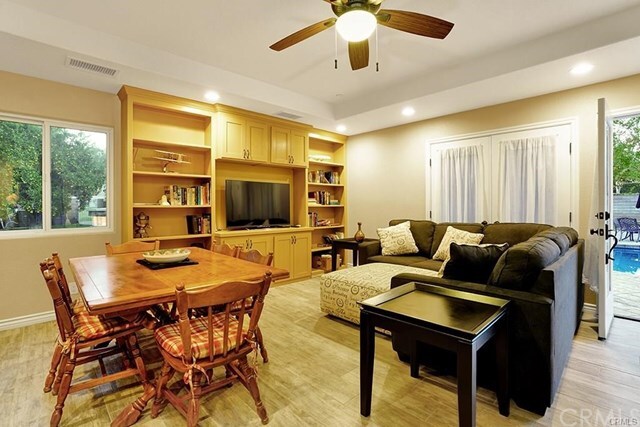 Foto del edificio - 7455 Jola Dr