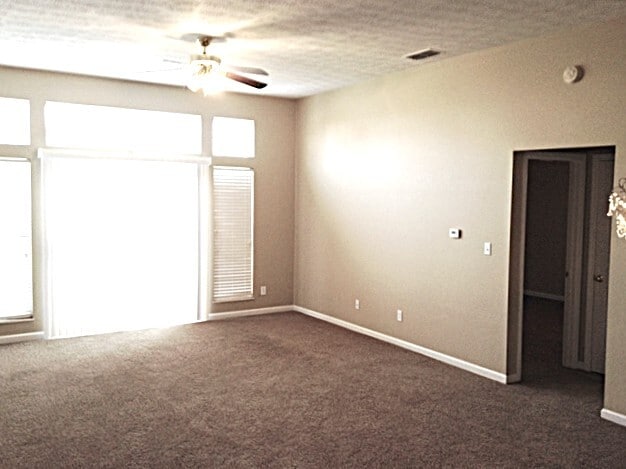 Building Photo - 2327 Clarion Ct