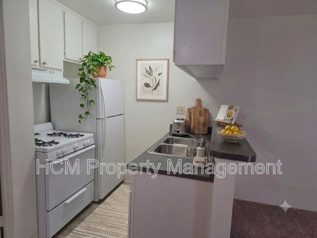 Foto del edificio - 10237 Fernglen Ave