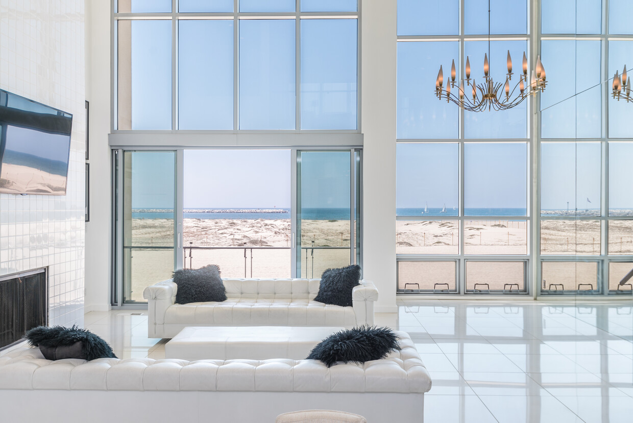 Ocean and Marina View Living Room - 5205 Ocean Front Walk