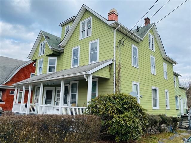 Primary Photo - 178 E Main St