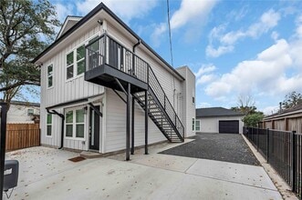 Building Photo - 3625 Lydia St