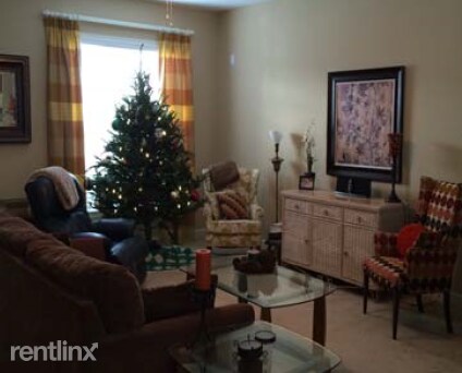 Foto del edificio - 6131 Neuse Wood Dr