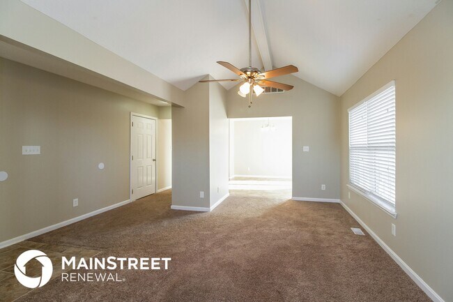 Building Photo - 7913 Kenhurst Dr
