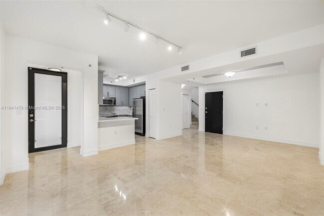 Foto del edificio - 1650 Galiano St