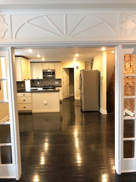 Cocina - 744 S. 6th street