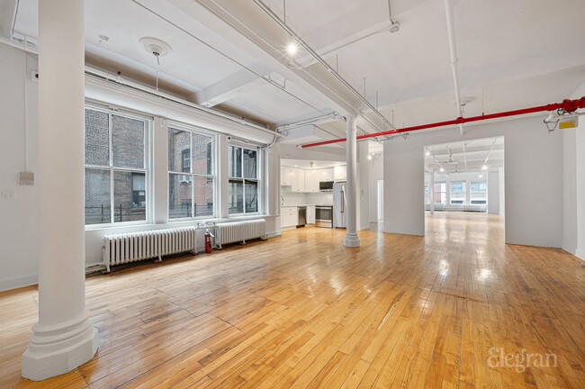 Foto del edificio - 417 Lafayette St