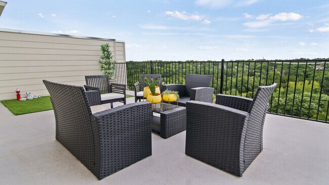 3 dormitorios, 3,5 baños - 271 m² - Terraza privada - The Summit Brownstones