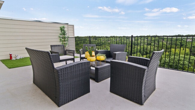 3BD, 3.5BA - 2926SF - Private Terrace - The Summit Brownstones