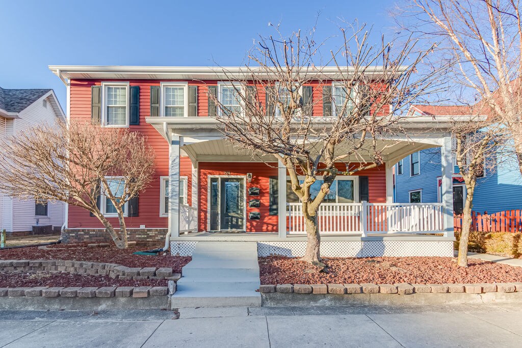 Primary Photo - 214 W State St