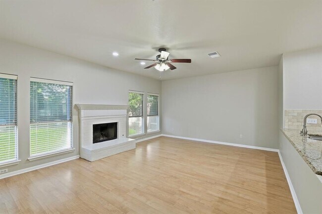 Foto del edificio - 2913 Winchester Dr