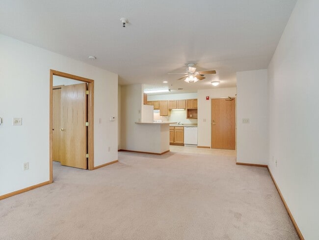 Interior Photo - Pine Ridge Apartment Homes - 135 Marcou Rd, Onalaska