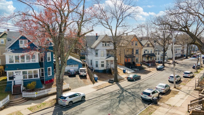 Building Photo - 58 Derby Ave