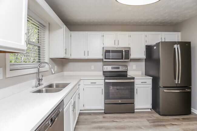 Foto del edificio - 909 N Lassetter Cir