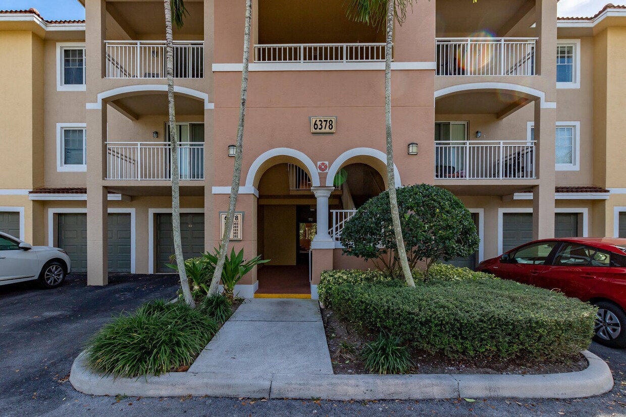 6378 Emerald Dunes Dr Unit 204, West Palm Beach, FL 33411 Apartment for Rent in West Palm