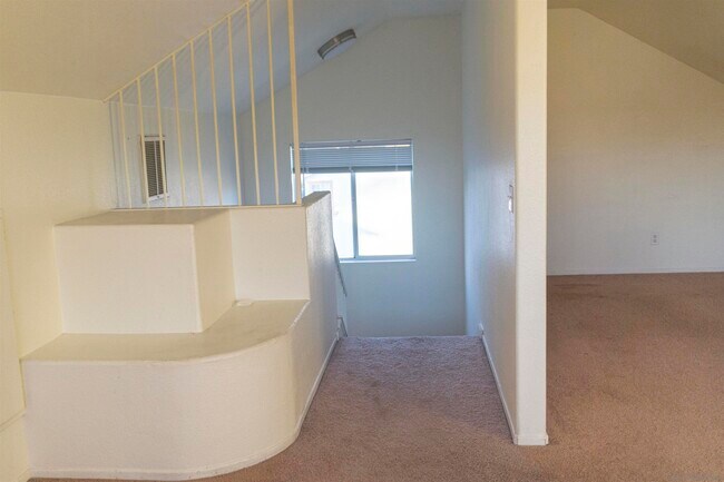 Foto del edificio - 1394 Rabbit Peak Way